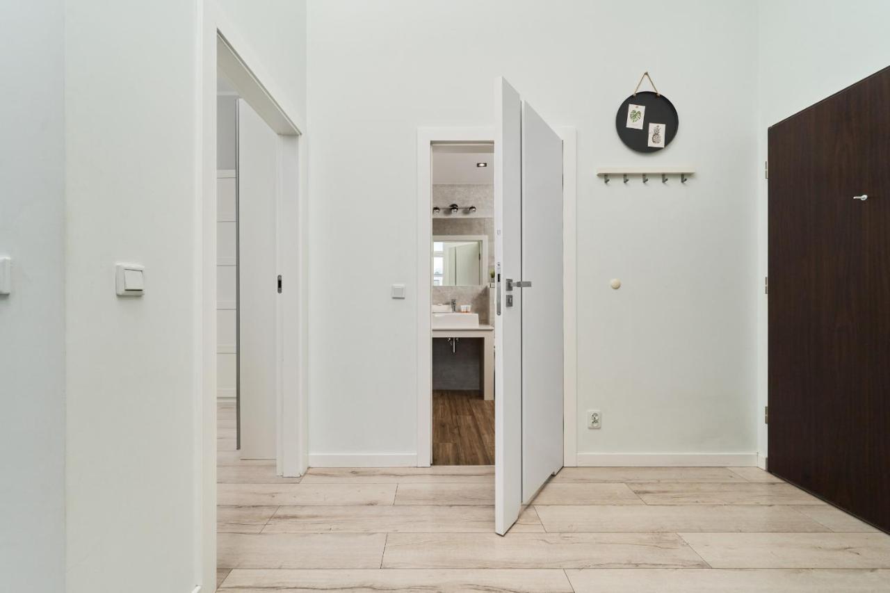 Architektow Avenue Apartment Free Parking By Noclegi Renters Вроцлав Экстерьер фото